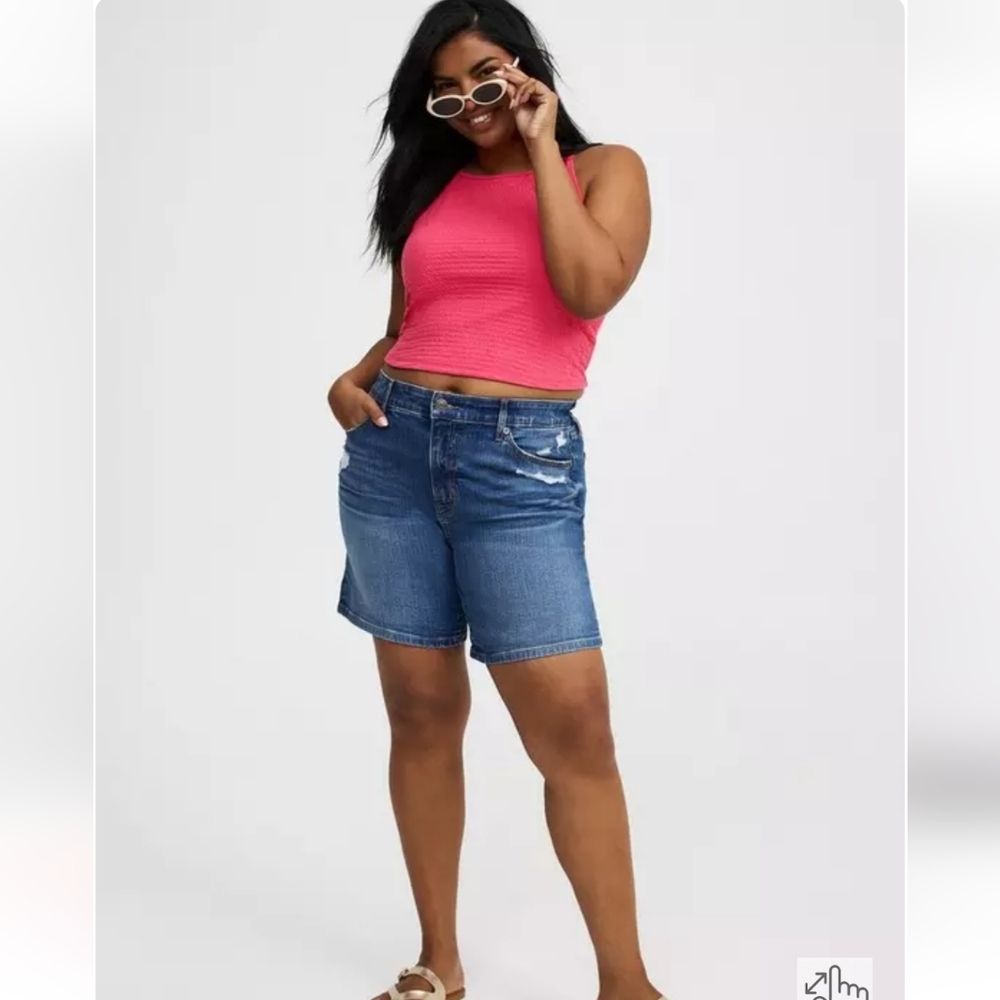 NWOT Torrid Pink Goddess High-Neck Crop Tank - Picture 2 of 5